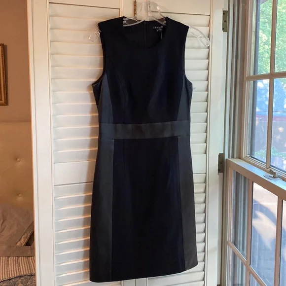 chinese dress ladies Martin Grant Dress Black Leather-paneled Tweed Size Medium Short Sleeve Sheath